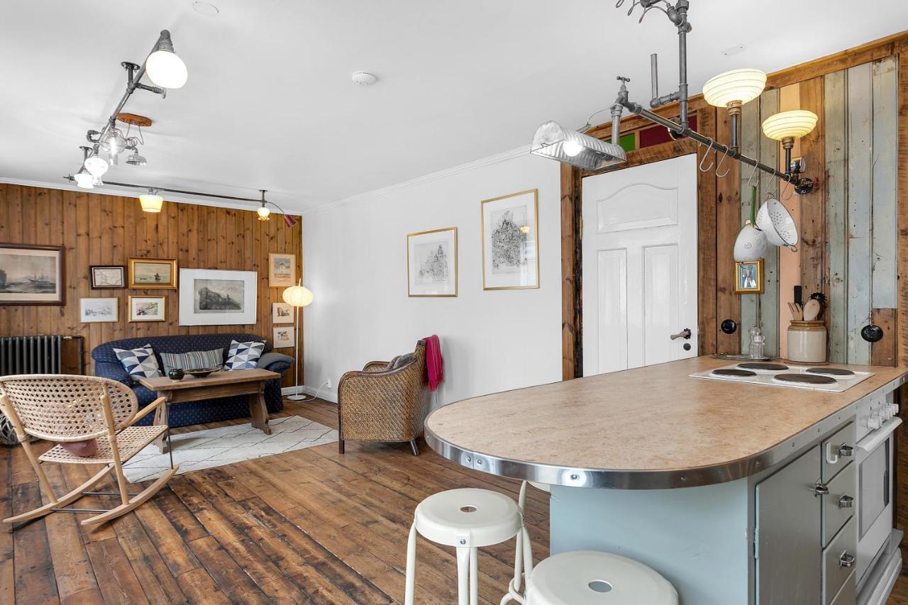 Rustic Retreat In The Center Of Reykjavik Apartment Bagian luar foto